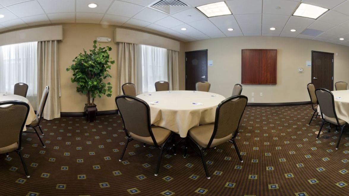 Holiday Inn Express & Suites - Omaha I - 80 By Ihg Gretna Exterior photo